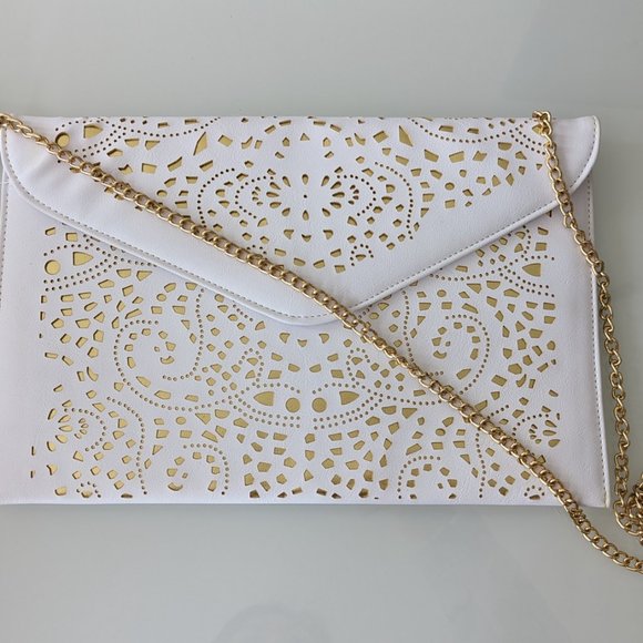 NWT White and Gold Pochette - Picture 2 of 8